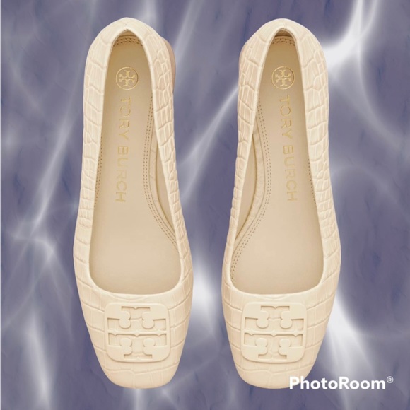 Tory Burch Shoes - TORY BURCH - Georgia Croc Embossed Ivory Leather Pump